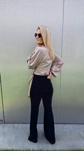 elegancka bluzka z wiazaniem